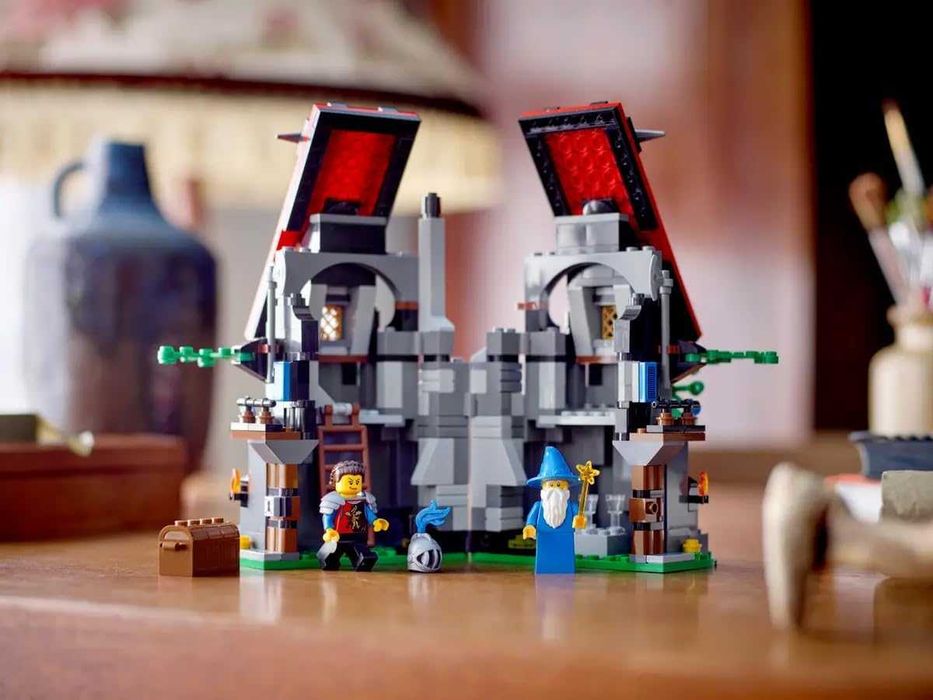 НОВО Lego 40601 Majisto's Magical Workshop