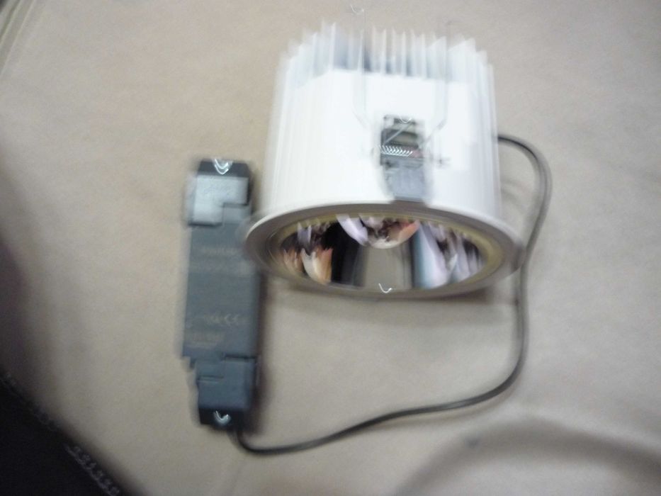 Лед лампи за вграждане.