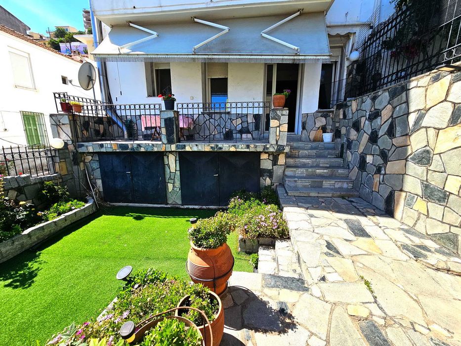 За продажба апартамент 118 кв.м. в Агиос Атанасиос Кавалас (код 8012)