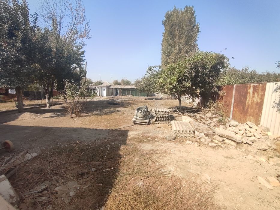 Yer sotiladi . Продается земельный участок