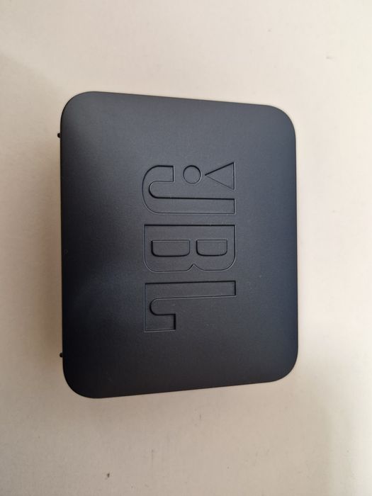 JBL  Essential GO 2