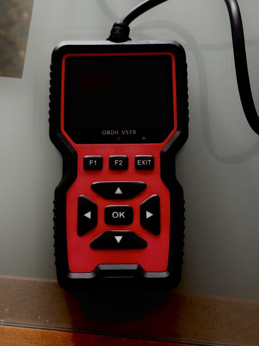 Vand scaner auto, trusa de scule profesionale, camera de bord