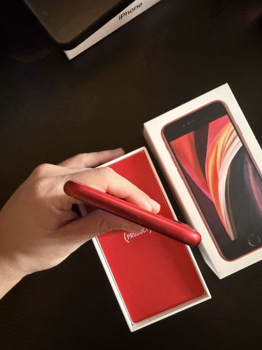 Iphone SE 128gb 78% запазен