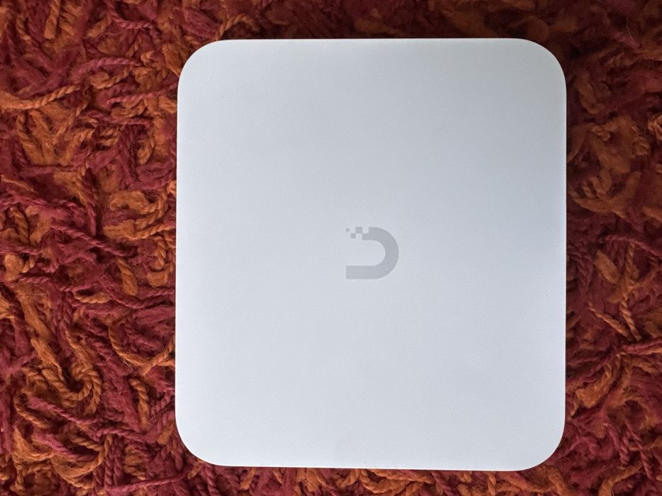 Router Ubiquiti Unifi Cloud Ultra (garantie UI-Care 2029)