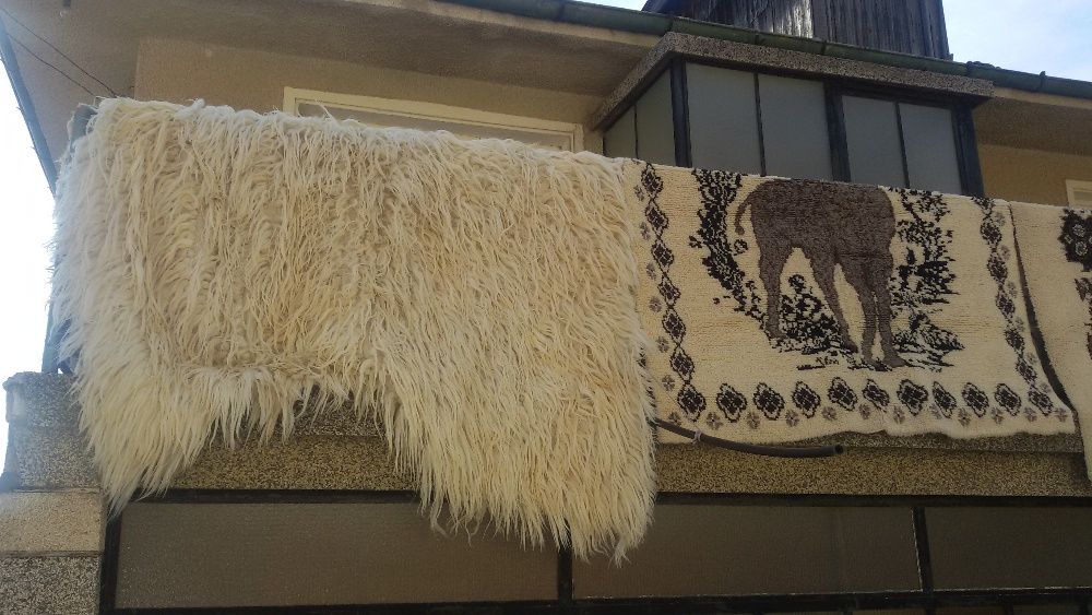 Родопски одеяла и тъкани губери