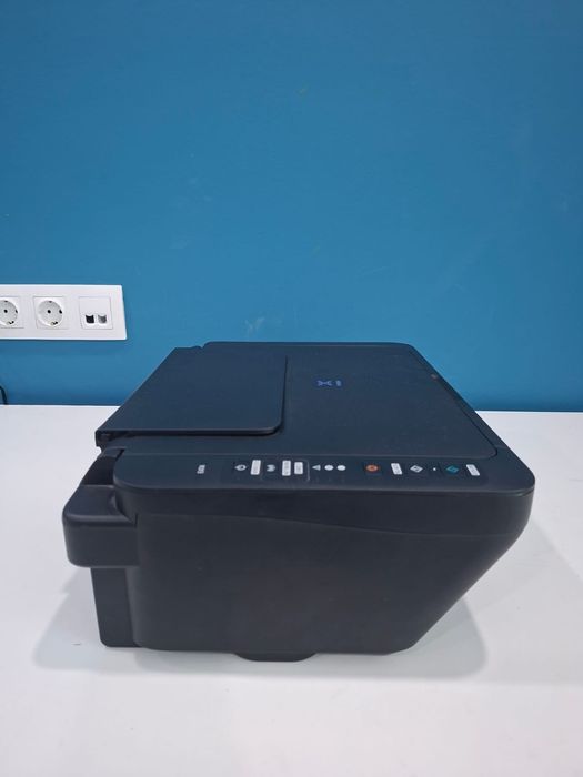 Цветной принтер Canon