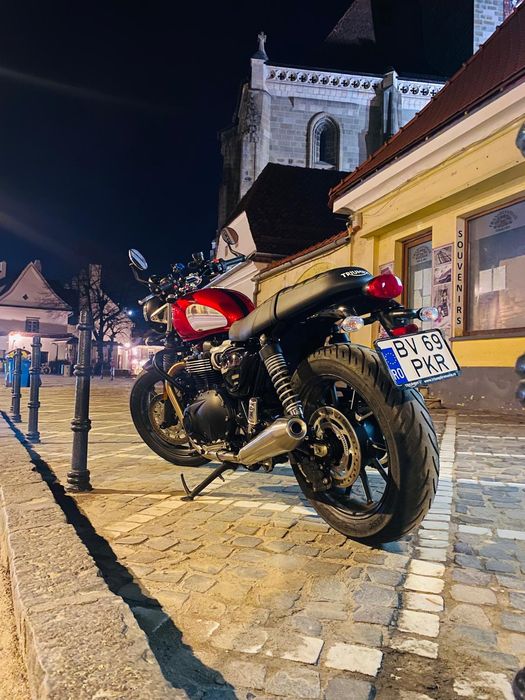 Motocicleta Triumph Speed Twin 900 Chrome Edition 2023