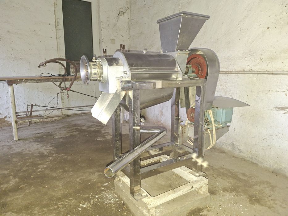 соковыжималка soatida 500 kg chiqaradi, original