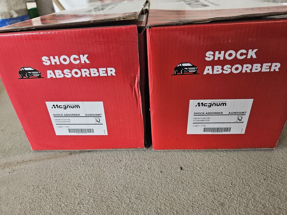 Комплект нови амортисьори предни  за ауди А3