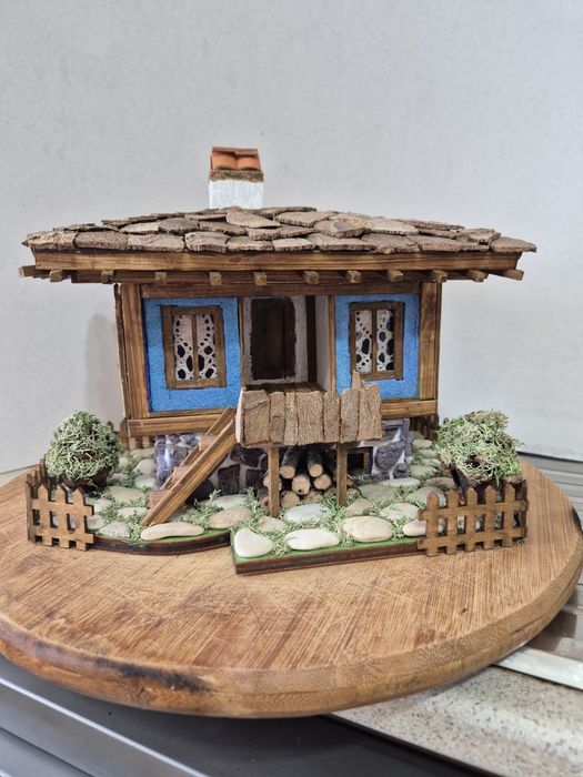 Миниатюра на етно къща