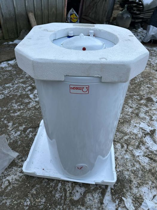 Vând Boiler electric