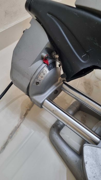 Circular profesional Milwaukee