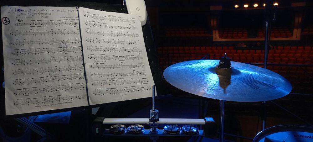 Meditații/ Cursuri de tobe și pian