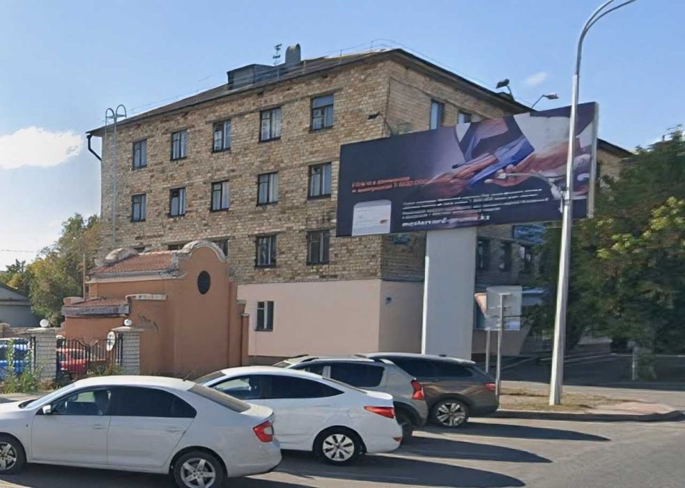 Продаётся административное здание в самом центре Караганды