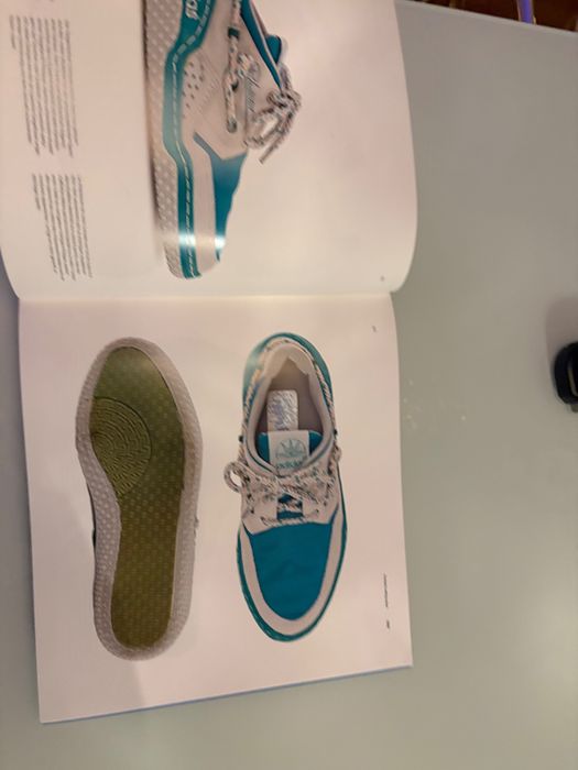 Prima ediție „The Adidas Archive” TASCHEN