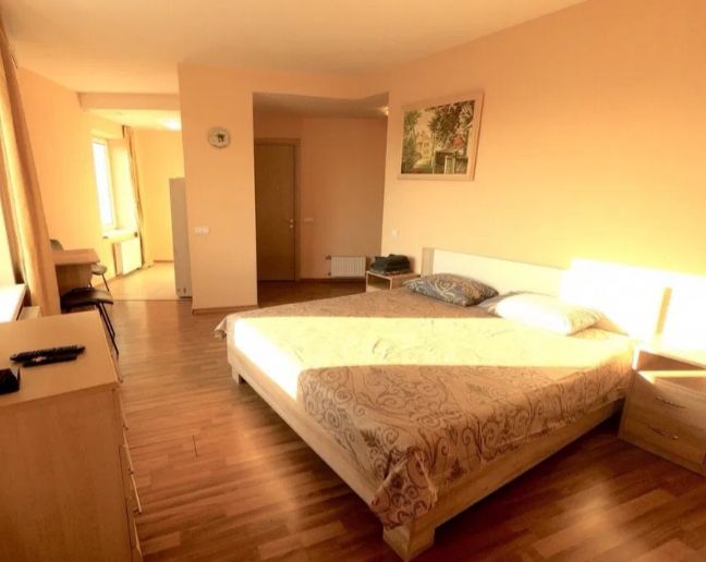 Сарыарка 11-Кенесары, 2ч 2000