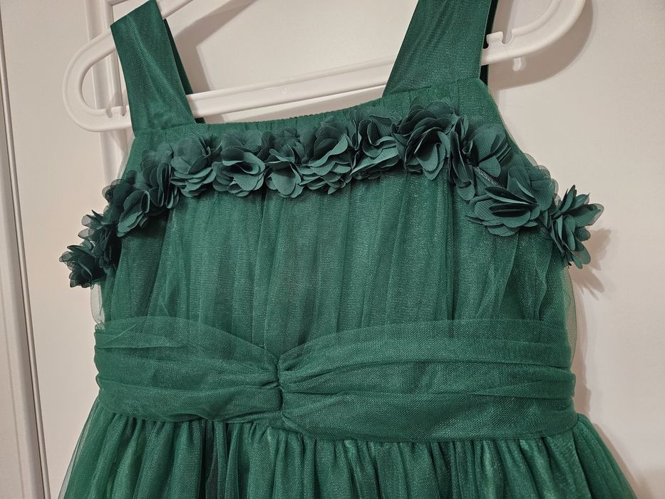 Нарядное платье для девочки