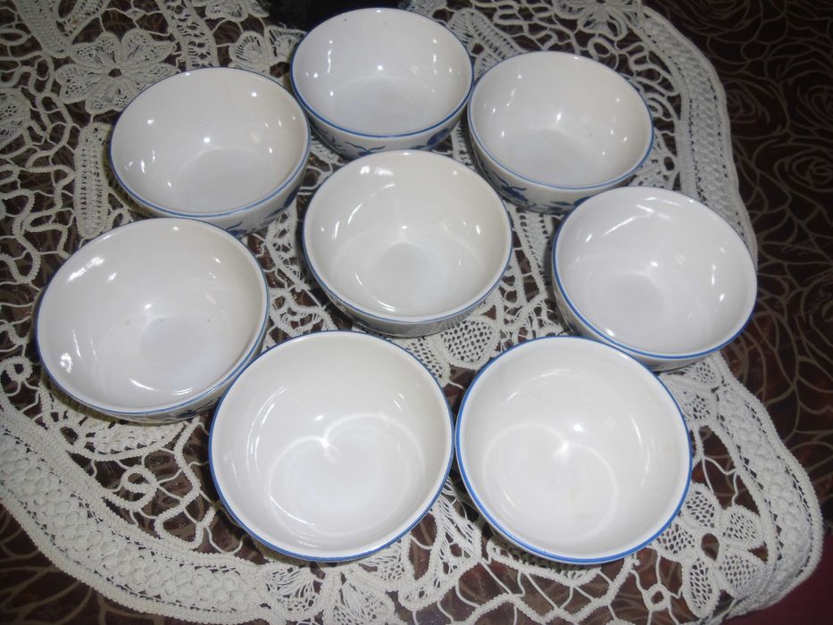 Boluri 7 buc, portelan pictat