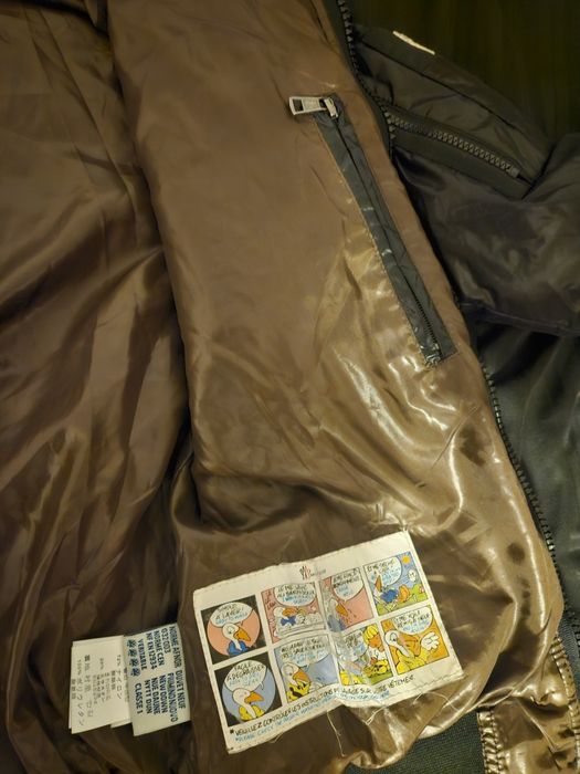 Moncler яке тип бомбър