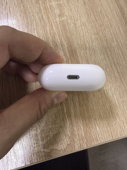 Продам AirPods 3