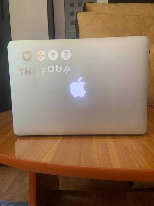 Macbook Air 13 inch 2017 - Stare Foarte Buna