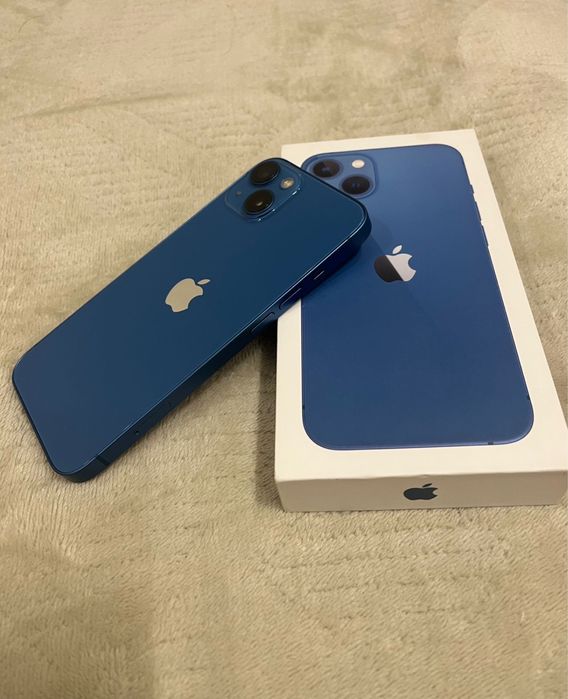 Продам iPhone 13