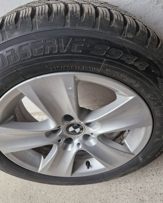 Vând jante BMW X3 F25/ X4 F26 pe 17 " cu anvelope 225/60 R17 TOYO M+S
