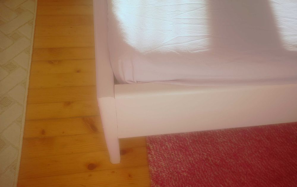 Спалня от масивно дърво