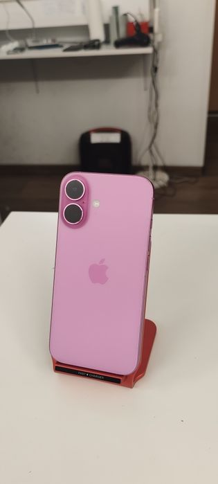 iPhone 16, 128gb Pink zgariat fata (4435)