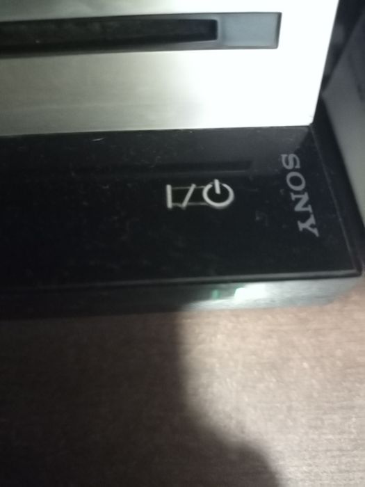 Vând PlayStation 3