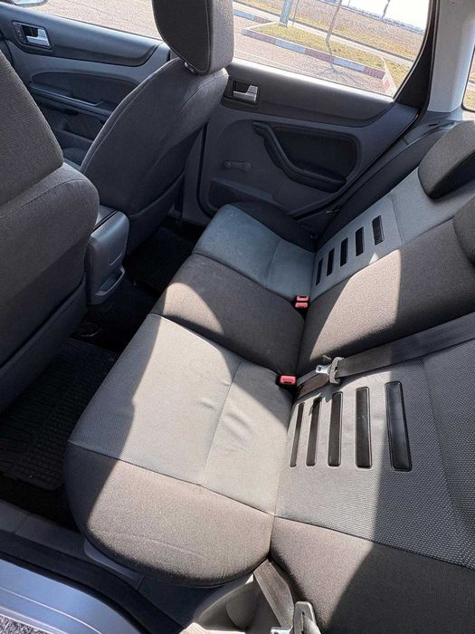 De vanzare: Ford Focus, 1,6 TDCI, decembrie 2010