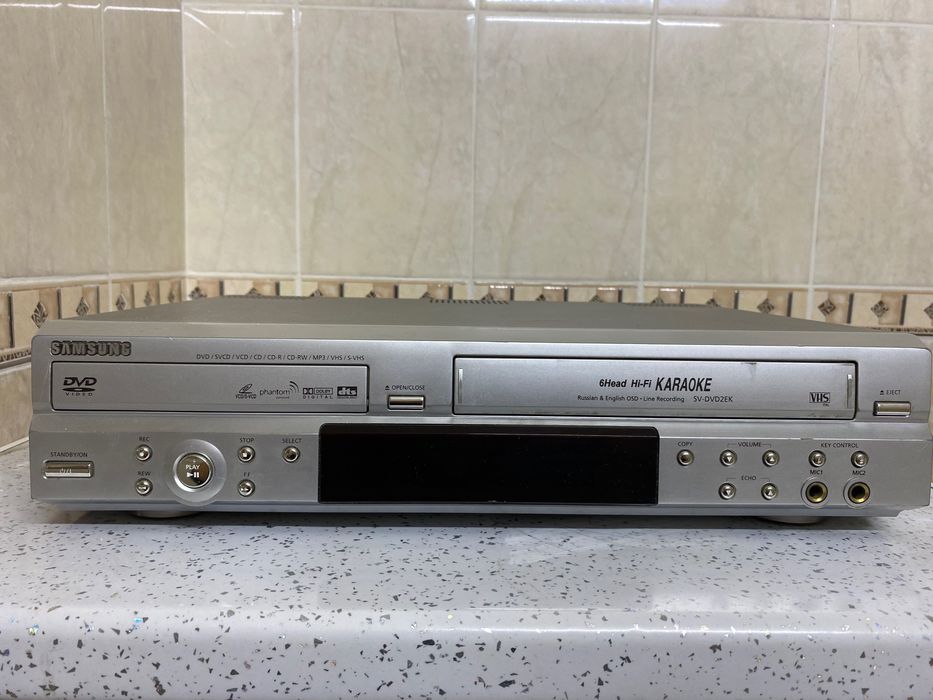 SAMSUNG DVD-проигрыватель/видеоплейер