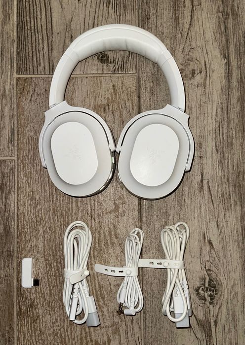 Razer Barracuda Mercury Edition Wireless