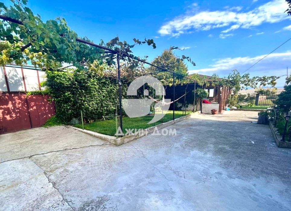 Продава се Къща в с. Лъка, Област Бургас - 170 кв.м за 1324 €/кв.м - Снимка #12