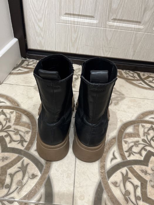 Ботинки женсикие от zara