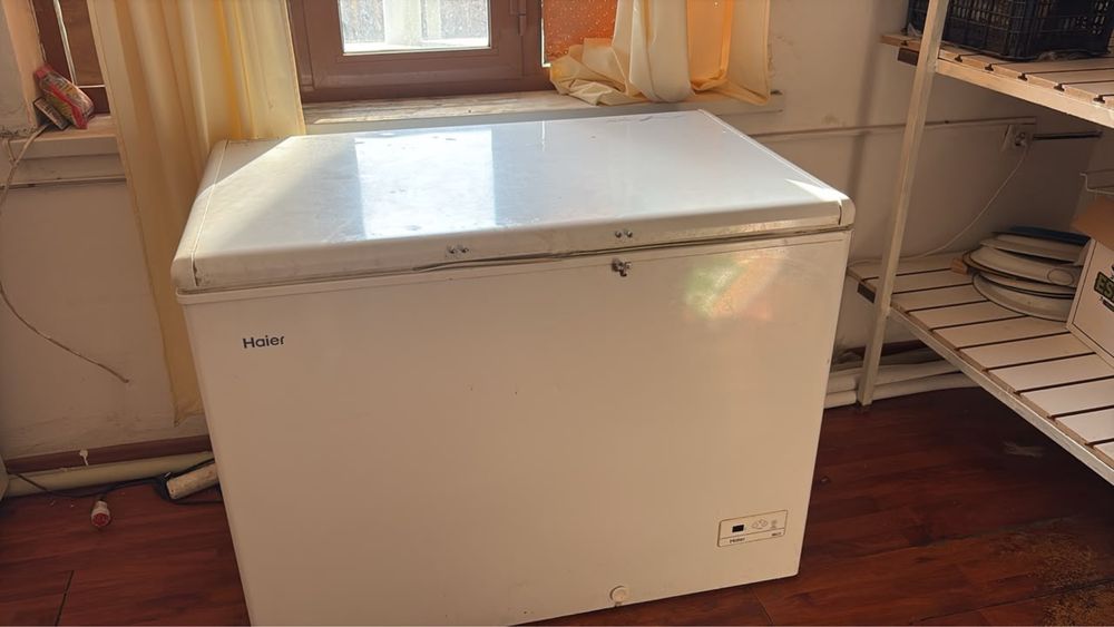Продам морозильник