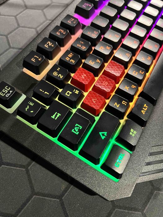 Продам клавиатуру A4tech Bloody новую