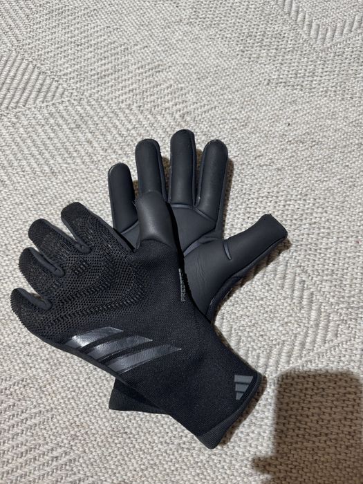 Вратарски ръкавици Adidas Predator