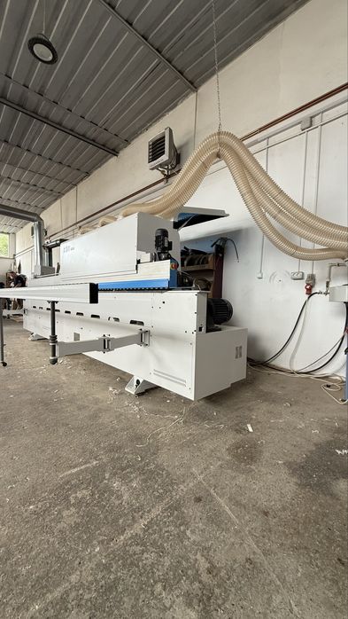 Masina de aplicat cant cu prefrezare tva