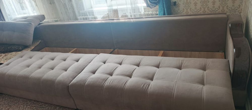 Продам диван 4,5м