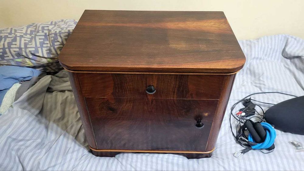 Тумбочки из шпона - Германия после реставрации