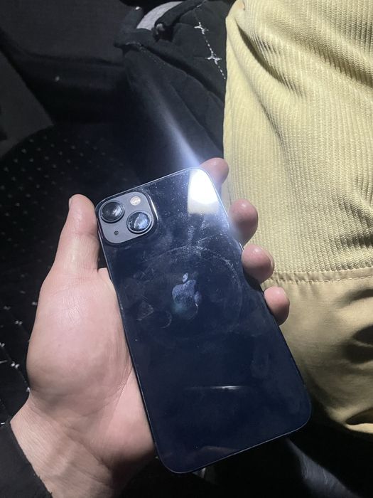 Айфон 13  продам