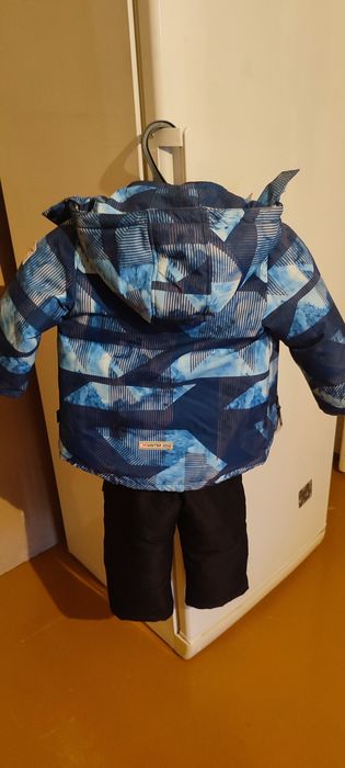 Продам детский зимний костюм