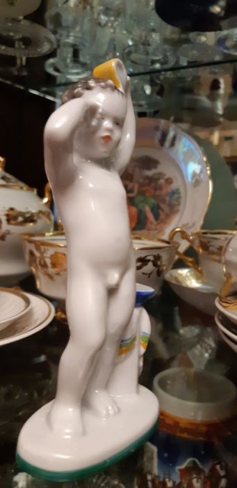 Фарфоровая статуэтка "Утро"