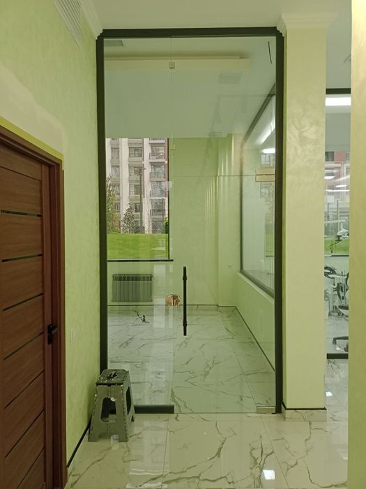 Офислар учун ойнали тусиклар.. Стеклянные перегородки для  офиса