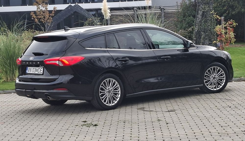 Ford Focus MK4 2019 1.5 Diesel 120 cp Fara adblue  Faruri LED