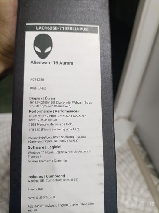 Dell Alienware 16 Aurora (модель AC16250) в синем цвете (Blue).