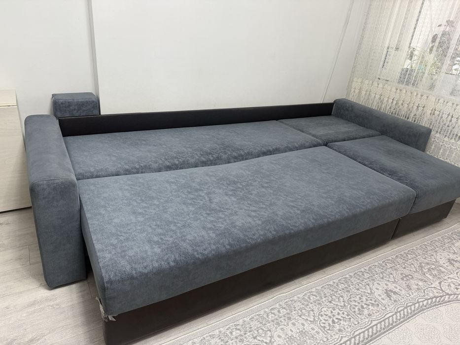 Продам диван в гостиную