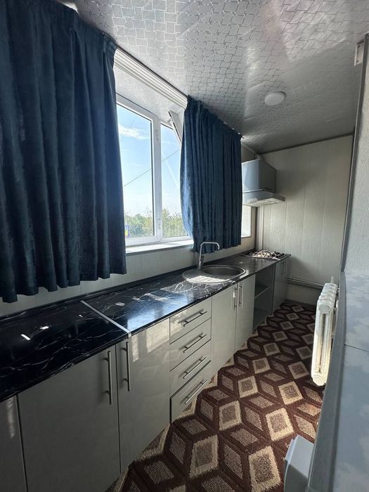 Гулбозор йонида 1хонли уй, ремонт утра. Факат нахтга.