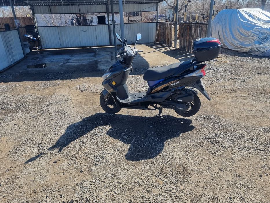 Продам скутер в идеальном